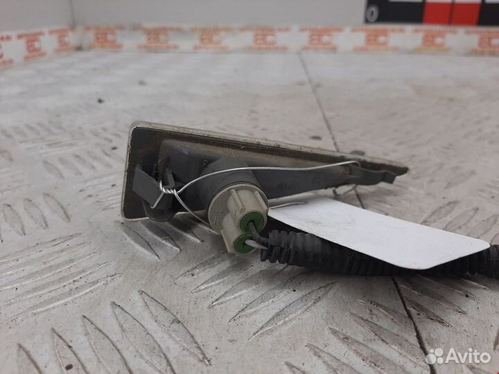 Повторитель передний левый Renault Espace 4 2004