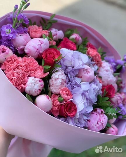 Букет большой гигант из цветов с доставкой