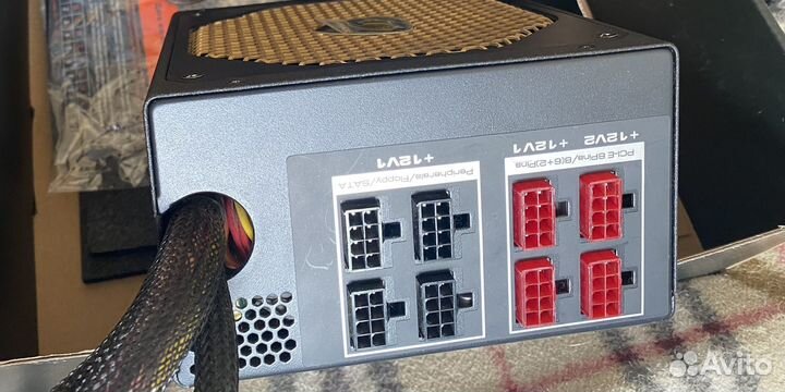 Блок питания 1050W Cougar GX 80+gold Модульный