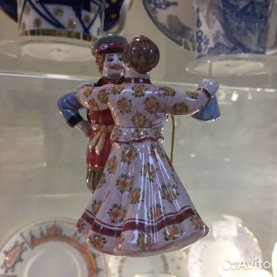 Майолика скульптура кадриль