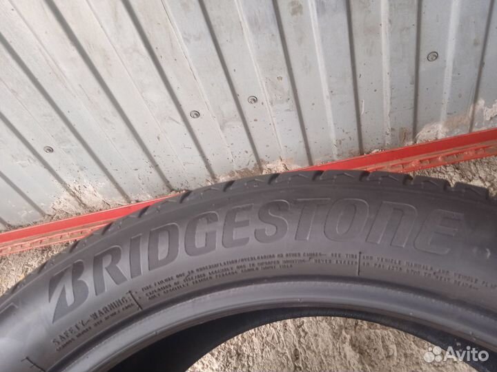 Bridgestone Alenza 001 315/35 R21