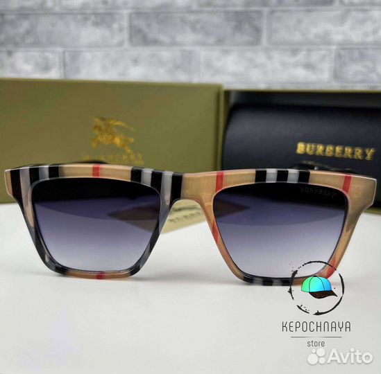 Очки Burberry Стильные