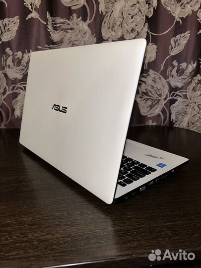 Ноутбук Asus