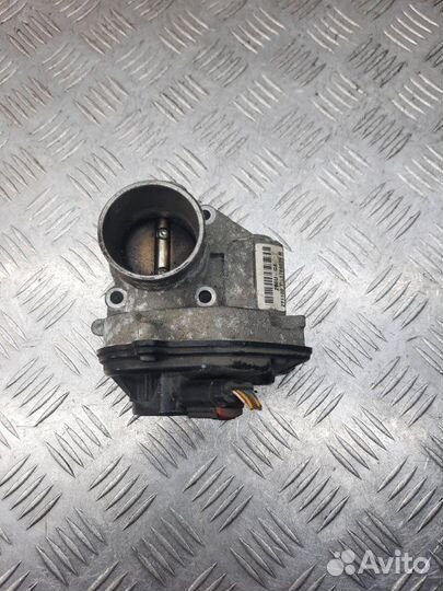 Дроссельная заслонка Ford C-Max минивэн 1.6 shda