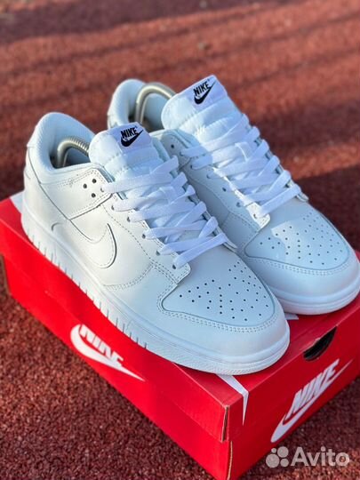 Кроссовки Nike Dunk low white