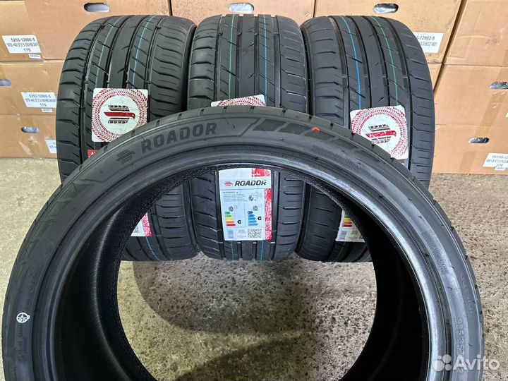 Roador Amaro 118 275/40 R21 и 315/35 R21 107W