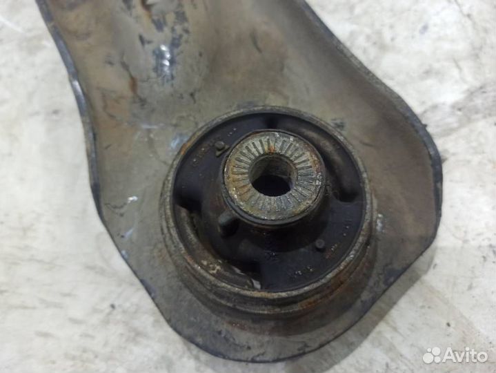 Рычаг передний левый Skoda Octavia 3 5E