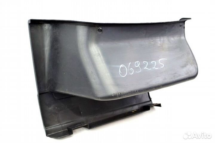 Корпус нижней подножки пластиковый, левый volvo FM