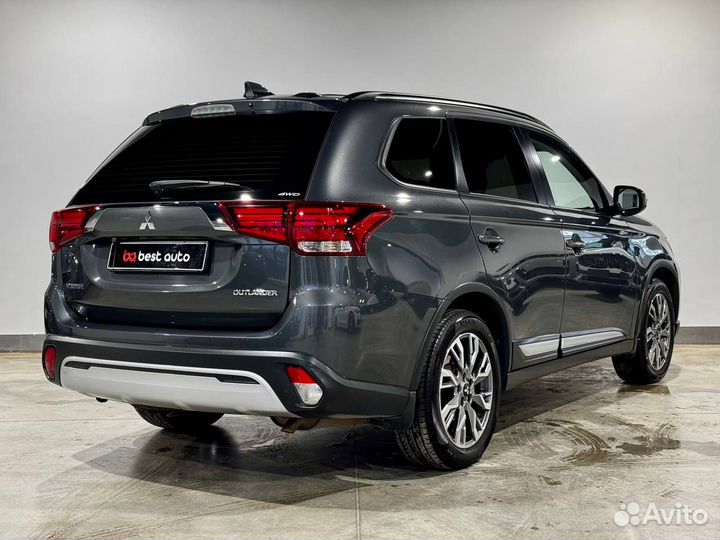 Mitsubishi Outlander 2.0 CVT, 2018, 135 354 км