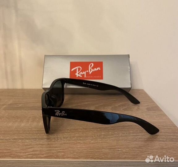 Солнцезащитные очки ray ban