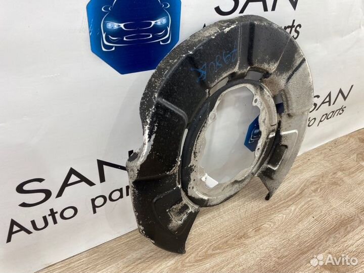 Пыльник тормозного диска задний Bmw X5 Рест E70