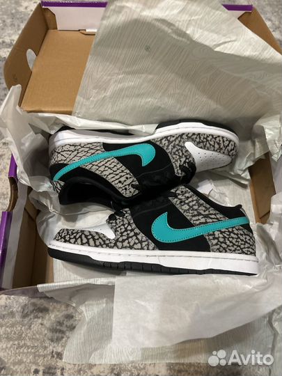 Кроссовки женские 37 размер