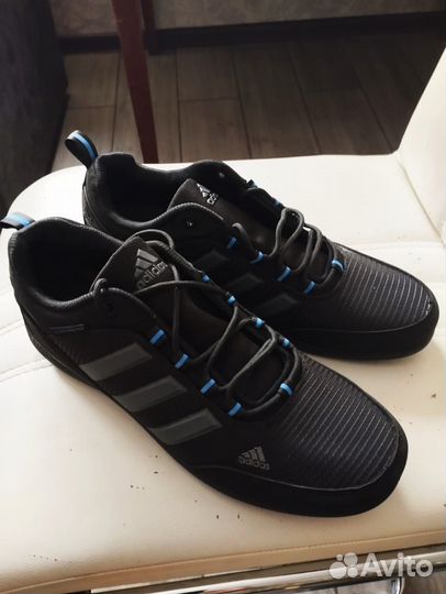 Кроссовки мужские 44