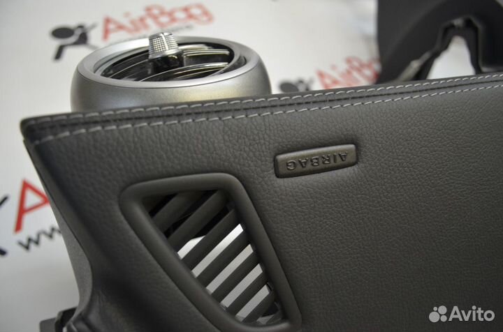 Торпедо панель приборов Mercedes SLK кожа