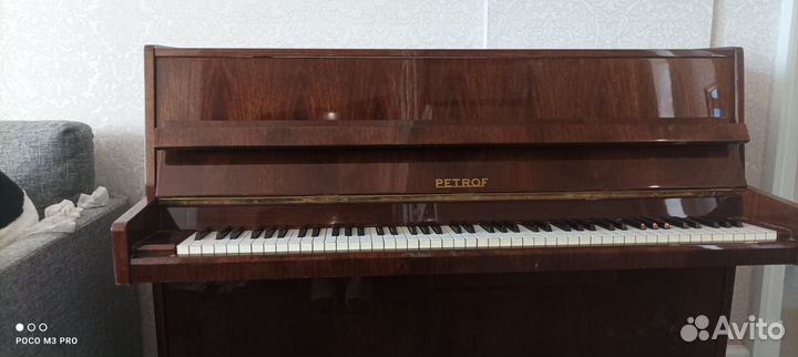 Пианино Petrof