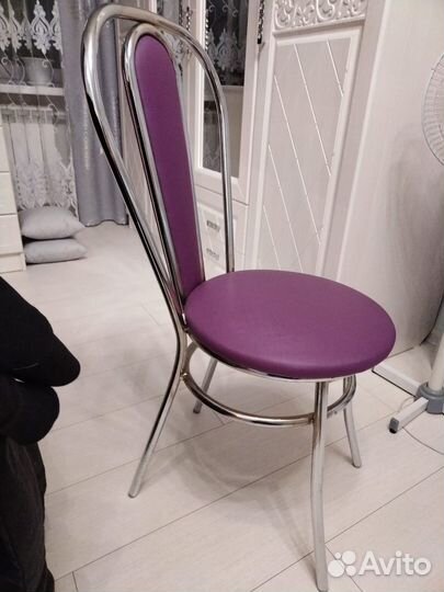 Кухонный Стол со стульями б/у