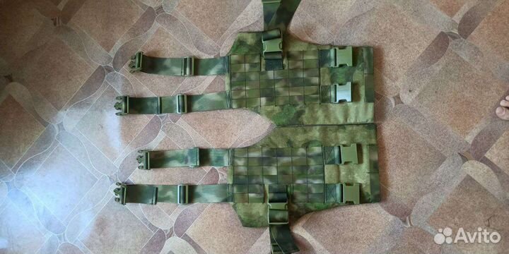 Набедренники военные