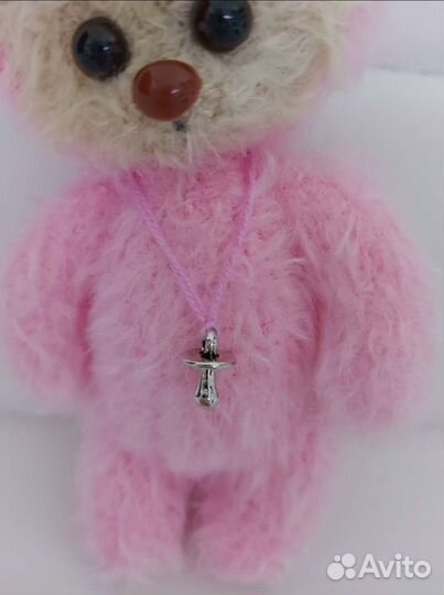 Зайцы с капюшонами, могут сидеть