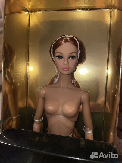 Poppy parker style lab Alluring