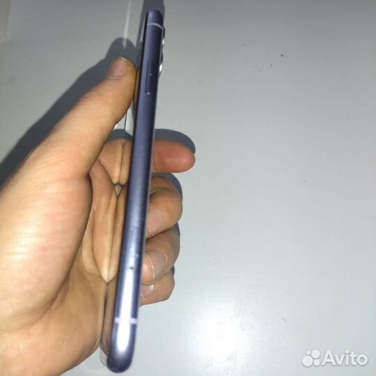 iPhone 11, 256 ГБ