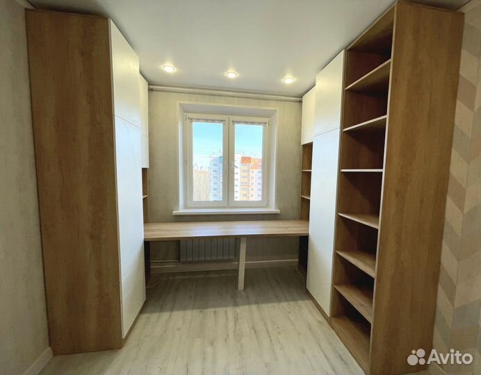 Рабочая зона у окна