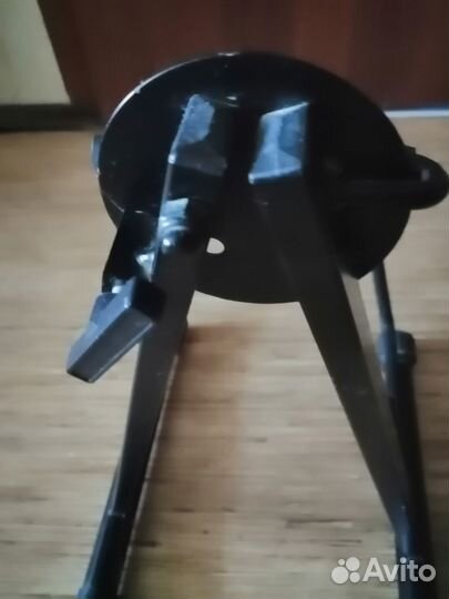 Стойка для гитары Qulk Lok