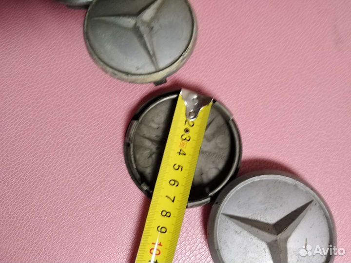 Колпачки на литые диски Mercedes