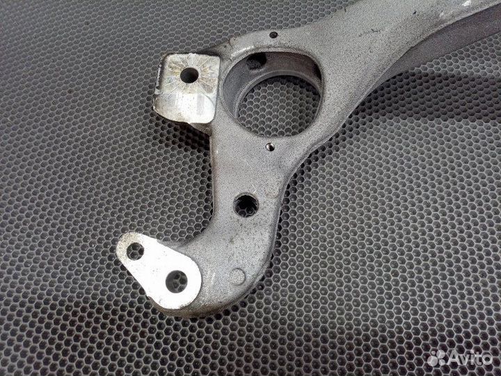 Балка крепления двигателя VW Touareg/Cayenne/Q7