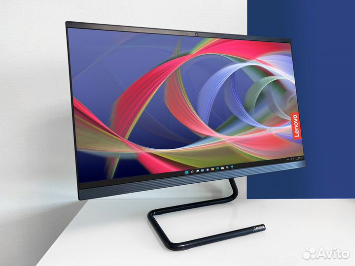Моноблок Lenovo 22, 2023 Intel Core i3 10100U, M.2