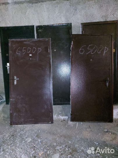 Металлическая дверь бу 80 200