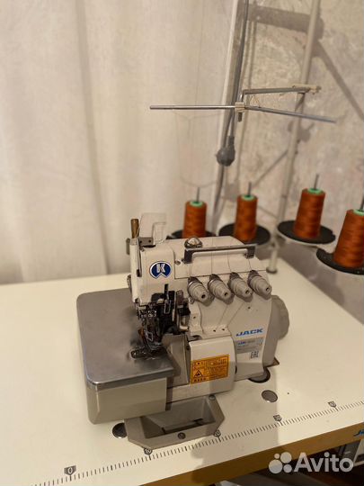 Оверлок промышленный