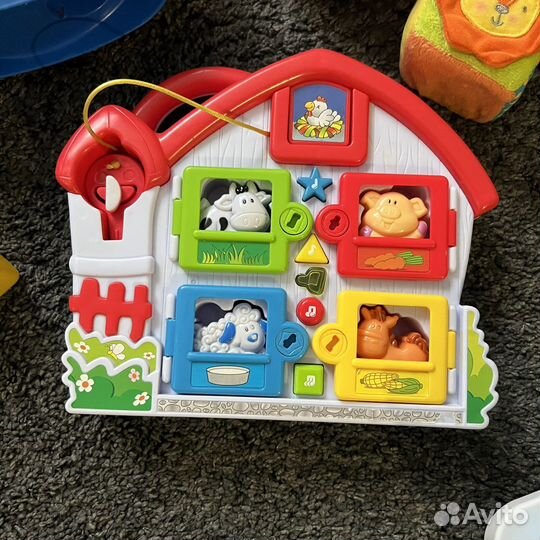 Развивающие игрушки fisher price пакетом