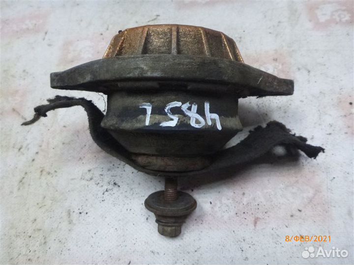 Подушка двигателя Audi 80 B3 NG 1990