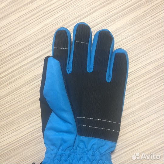 Горнолыжные перчатки новые