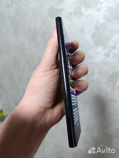 Samsung Galaxy S22 Ultra, 8/128 ГБ