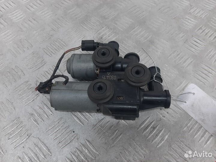 Кран отопителя (печки) BMW 3 E46 2003 64118369807