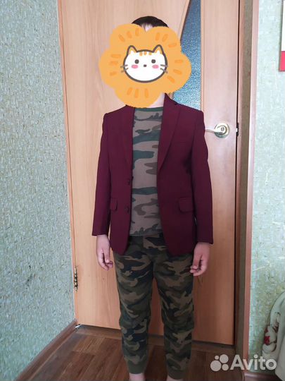 Пиджак на мальчика 128-134