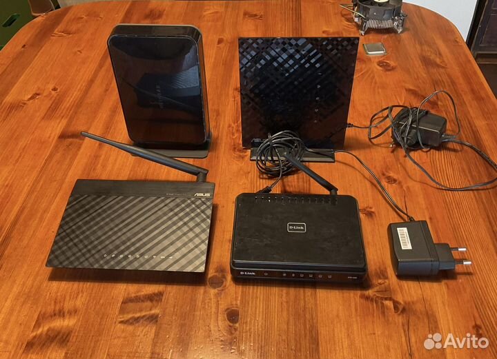 Роутеры 4 шт