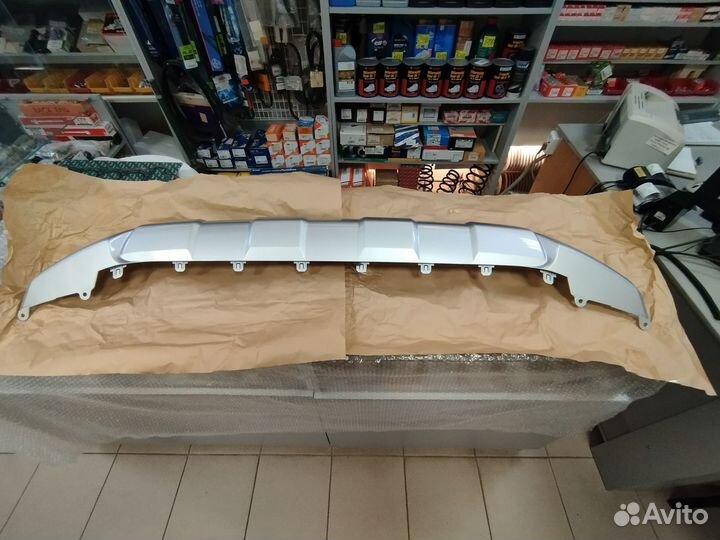 Накладка переднего бампера Toyota RAV4 2019+