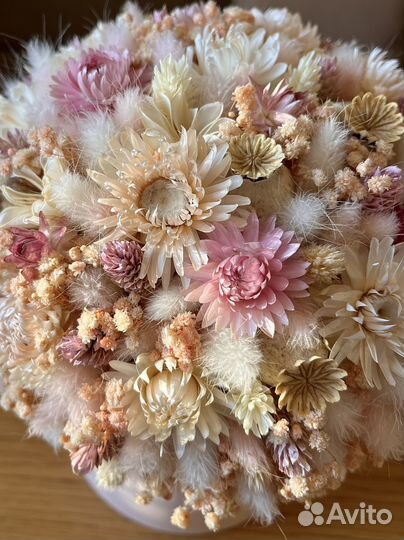 Композиция из сухоцветов