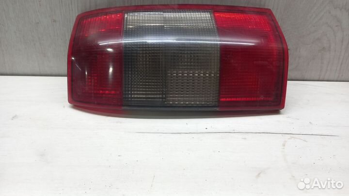 Фонарь задний левый Opel Omega B