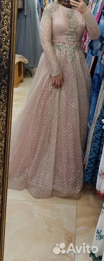 Вечернее платье