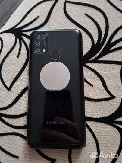 Телефон Samsung м31