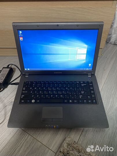 Ноутбук Samsung