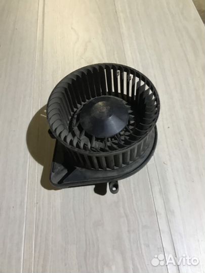Мотор печки Ауди Audi A4 B6 А4б6 Audi