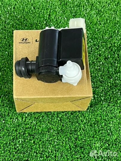 Мотор насос стеклоомывателя I10 Santa Fe Veloster