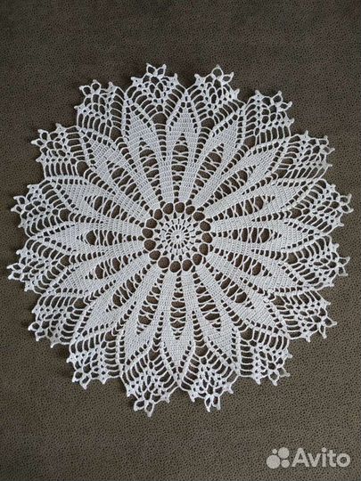 Салфетки вязанные крючком, новые