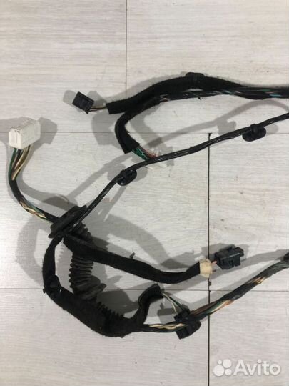 Проводка двери передняя правая LADA xray 1.6 мт