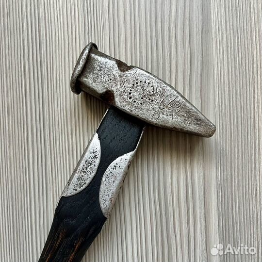 Старинный молоток