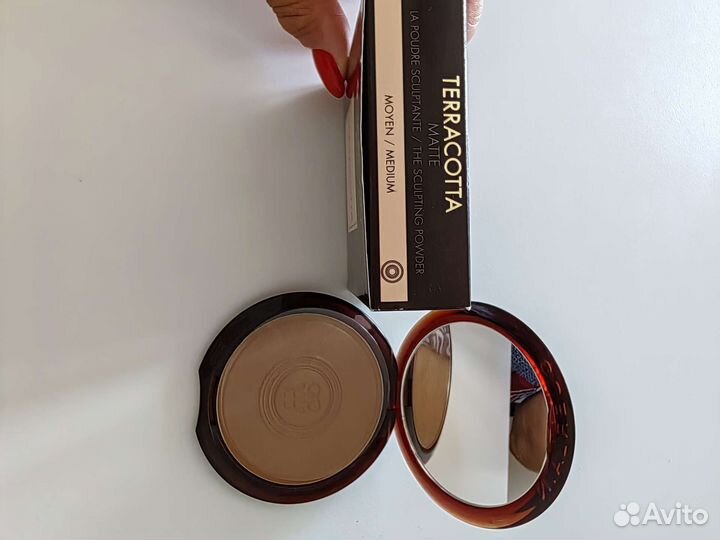 Guerlain пудра terracotta, medium